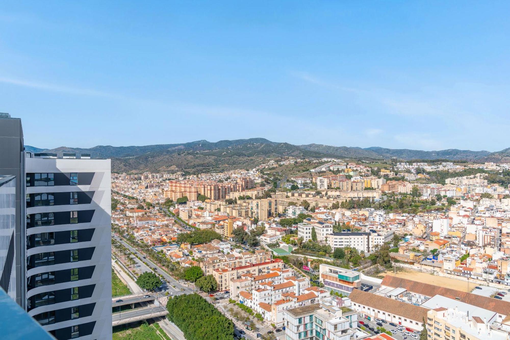 Malaga Tower View Appartement Buitenkant foto